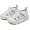 Sandales pour enfants sandales filles d'été garçons coupés de baskets respirantes pour enfants chaussures de sport fermées orteil bébé tout-petit sandalias 240419