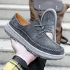 Casual schoenen klassieke heren lichtgewicht suède lederen loafers vintage hand stiksel oxfords enkel laarzen dagelijkse werkkantoor