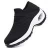 Fitness Shoes 2024 Безопасность для мужчин летние воздухопроницаемые ботинки Работающие стальные носки антисмешительные кроссовки