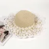 2024 Protection de soleil de vacances à la plage de la plage d'été et de Sunshade Paille Fashion pliable Big Brim Lace Edge Small Daisy Hat