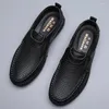 Freizeitschuhe 2024 Frühling Herbst Herbst Trendy Herren -Slipper Anti -Slip -handgefertigte Soles Lederpendler Arbeit für