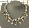 Kvinnors designer halsband mode silver halsband guldkedja hänge halskläder för kvinnor brev vridmoment bröllop lyxys smycken lio4823596
