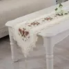 Runner di stoffa da tavolo per corridori da pranzo in Europa ricamato a 40 200 cm in poliestere tappetino tappetino tv fiore decorazione per matrimoni