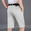 Shorts masculins 2024 Été Slim Fit Straight Tube Business Color Couleur Pantalon Middle Pantal