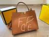 2024 ICare Maxi Tote Bag Bag Bag Women Tote Messenger Bag Bag Bag Bag Bag Fashion شهيرة ذات جودة عالية الإبط SHO2484