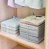 Ménage des vêtements pliants multifonctionnels Storage et étagère de finition Armoire de cloison en couches