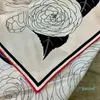 Eşarplar Pembe Çiçek Eşarpları Tasarımcı Karakollar Moda İpek Eşarp El Silesi Suçlama Headcloth Toptan Klasik Camellia Lüks Kerchief