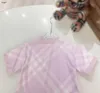 Marke Baby Tracksuits Mädchen kurzärmeliger Anzug Kinder Designer Kleidung Größe 100-160 cm rosa und weiße Streifen T-Shirt und Shorts 24APRIL