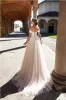 Lussano Charming Bohemian Wedding Dresses 2024 Off Axel spetsar Applicies svep Train Modest Beach Brudklänningar Billiga en linje bröllopsklänning