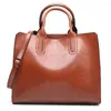 Axelväskor 2024 Autumn and Winter Fashion Women's Simple Ladies Handbags European Vackra Women Tote Purse