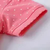 Flickans klänningar Little Maven Summer Girls Clothes Strawberry Appliques Lovely Kids Girls Causal Polo Dresses For Girls Turn-Down Collar Dress D240423