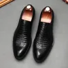 Klänningskor Lyxiga män äkta läderkrokodilmönster Oxfords Lace Up Italian Style Wedding Business Formal for Men