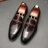 Klänningsskor designer mode mens loafers äkta läder handgjorda svartbrun casual affärsfest bröllop mäns skor