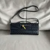 Style Womens Purse Leather Bag Light High-end långa väskor Designer Woven Clutch Clutch Evening 2024 Luxury Andiamo Hand Held BotteAg Venetas Handväska R00A