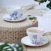 Kaffeetöpfe Retro -Keramik -Tasse und Teller Set Vintage Purple Orchide Office Nachmittag Tee Frühstück Tassen Design Sinn Urlaubsgeschenk