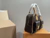 24SS Mulheres designer de luxo Manhattan Capacidade de bolsa prática super bonita estilo acadêmico atmosfera retro requintada 29 ghxg