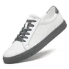 Casual Shoes Pure Black Skateboarding Men äkta läder sneakers platt plus stor storlek 48 49 50 Spring Autumn High Quality