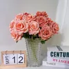 Simulation de fleurs décoratives Roule de roses roulés Bouquet Fake Saint Valentin Gift Gift Holiday Party Decoration Artificial Flower Silk Rose