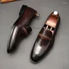 Klänningsskor designer mode mens loafers äkta läder handgjorda svartbrun casual affärsfest bröllop mäns skor