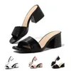 Hausschuhe Open-Toe Square Head Echtes Leder Low Heel Frauen Gummi lässig schwarze Sandale elegantes Strand Haus großer Schuhe Sommer