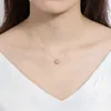 Подвесные ожерелья Iogou Real D VVS1 Moissanite Neclaces 6,5 мм круглой подвески для женщин 100% серебро 925 желтого золота цвето