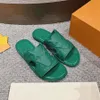 Top espelho de qualidade clássica designer de designer de designer de couro sandálias famosas homem sandale ao ar livre chinelo chapado de fundo de verão sandal de praia casual 39-45 tamanho com caixa