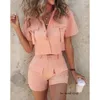 Traccettaci femminili da donna set da due pezzi Outfit da donna 2024 Summer Fashion Buckled Buttho Down Down Cargo Top Casual Pocket Design Shorts 936 936