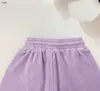 Varumärke Baby Tracksuits Summer Girls Short Sleeved Kid Kids Designer Kläder Storlek 100-160 cm Doll Bear Print T-shirt och Purple Shorts 24 April