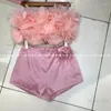 Kvinnors shorts europeiska söta tredimensionella blommor snörning midja satin smal passform 2024 sommar all-matchande rosa