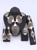 Nuovi gioielli a colori Silvergold progettati Set Nigerian Vintage Party Dichiarazione Big Necklace Bracciale Orecchini Ring per donne1379609