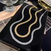 Collar de serpiente minimalista de la calle Men and Women Versión coreana