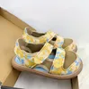 Дизайнер сандалий Slipper Women Channel Sandals высококачественные ползунки хрустальные теленки