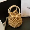 Shoulder Bags Casual Retro Woven Handbag Wooden Handle With Inner Cloth Drawstring Bucket Bag Vacation Beach Style Wrist Pack For Ladies