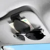Interieur accessoires zonnebrillen houder magnetische adsorptie auto vizor kaartkaart ticket bevestigingsbevestiging draagbare clips auto