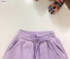 Luxury Baby Tracksuits Summer Girls Short Shorted Abito per bambini Designer Designer Taglie da 100-160 cm T-shirt con stampa per bambole e pantaloncini viola 24 april