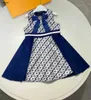 Fashion Princess Robe Tob Top Design Baby Jirt Taille 110-160 cm Kids Designer Vêtements Logo Printing Girls Partydress 24Pril
