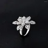 Cluster anneaux à la mode Micro Micro Set Full Diamond Flower Ring personnalisé European et Américain