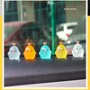 Trädgårdsdekorationer 2/4st Lysande Mini Harts Pig Car Dashboard Toys Dolls Glödande figurer Hemdekoration Cartoon Color Chick Ornaments