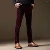 Herrenhosen 2024 Herbst Winter Elastic Cord Cord Cord Casual Slim Fit Plüsch männliche Hosengeschäft verdicken warm