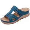 Sandales de coin des femmes d'été Sandales orthopédiques Open Toe Sandales Vintage Anti-Slip Leather Casual Female Plateforme rétro 240418