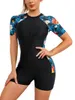 Chapeaux de bain féminin pour femmes et maillot de bain en une seule pièce à manches courtes Imprimes florales Sweptures de maillot de bain téméraire.