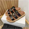 Slipare av högsta kvalitet Gladiator Sandal Slipper Designer Women Leather Casual Shoes Luxury Beach Outdoors Flat Slide Summer Platform S DHW2I