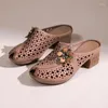 Slippers 2024 Dames Zomer Uitwarend Retro etnische stijl Sandalen Dikke Hoge Heel Hol Vis Mond Hollow Mom