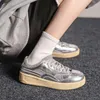 Casual Shoes Leehmzay Storlek 35-40 Kvinnor Flats Sneakers Breat Mesh Leather Athletic Mid Heels Platform Tennis Lace-Up Hike Dress