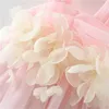 Robes de fille Summer Sweet Baby Girl Party Robes de soirée Mariage Fleur Petal Mesh Birthday Princess Kids Costumes 0 à 3 ans Toddler D240423