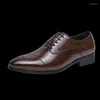 Chaussures décontractées Luxury Men de luxe en cuir en cuir époux de mariage