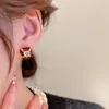 Boucles d'oreilles mi minar couleurs rouges en émail coeur en forme pour les femmes filles brillance et à la déclaration d'amour boucle d'oreille oorbellen 2024