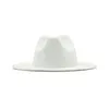 Autumn Winter Dames vilt hoed Fedoras grote rand hoeden voor vrouwen Britse stijl vintage kerkhoeden dame flat riem witte jazz cap 240419