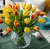 Decoratieve bloemen kunstmatige bloemboeket decor voor huistafel pu tulpen tak real touch bruiloft feestdisplay po rops geschenken 11stcs
