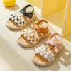 5FB5 Sandals 2024 New Childrens Slippers Summer Girls and Boys Bathroom Home Anti slip Beach Shoes Soft Soled Baby Sandals 240419